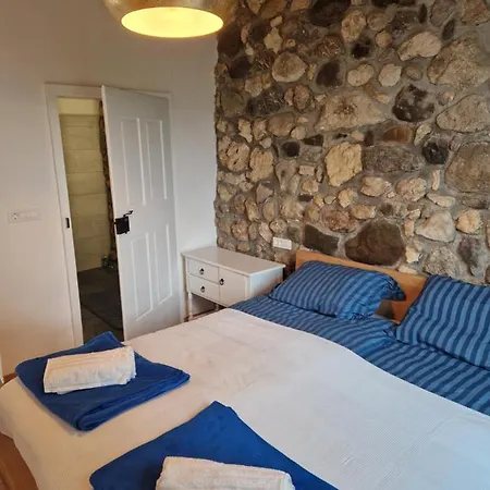 ゲストハウス Sobe Lotrist 3*