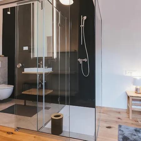 Sobe Lotrist Gasthof 3*