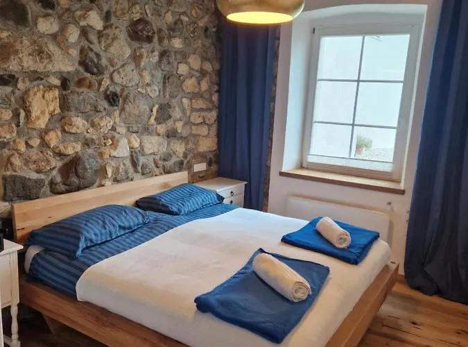 Sobe Lotrist 3* Radovljica